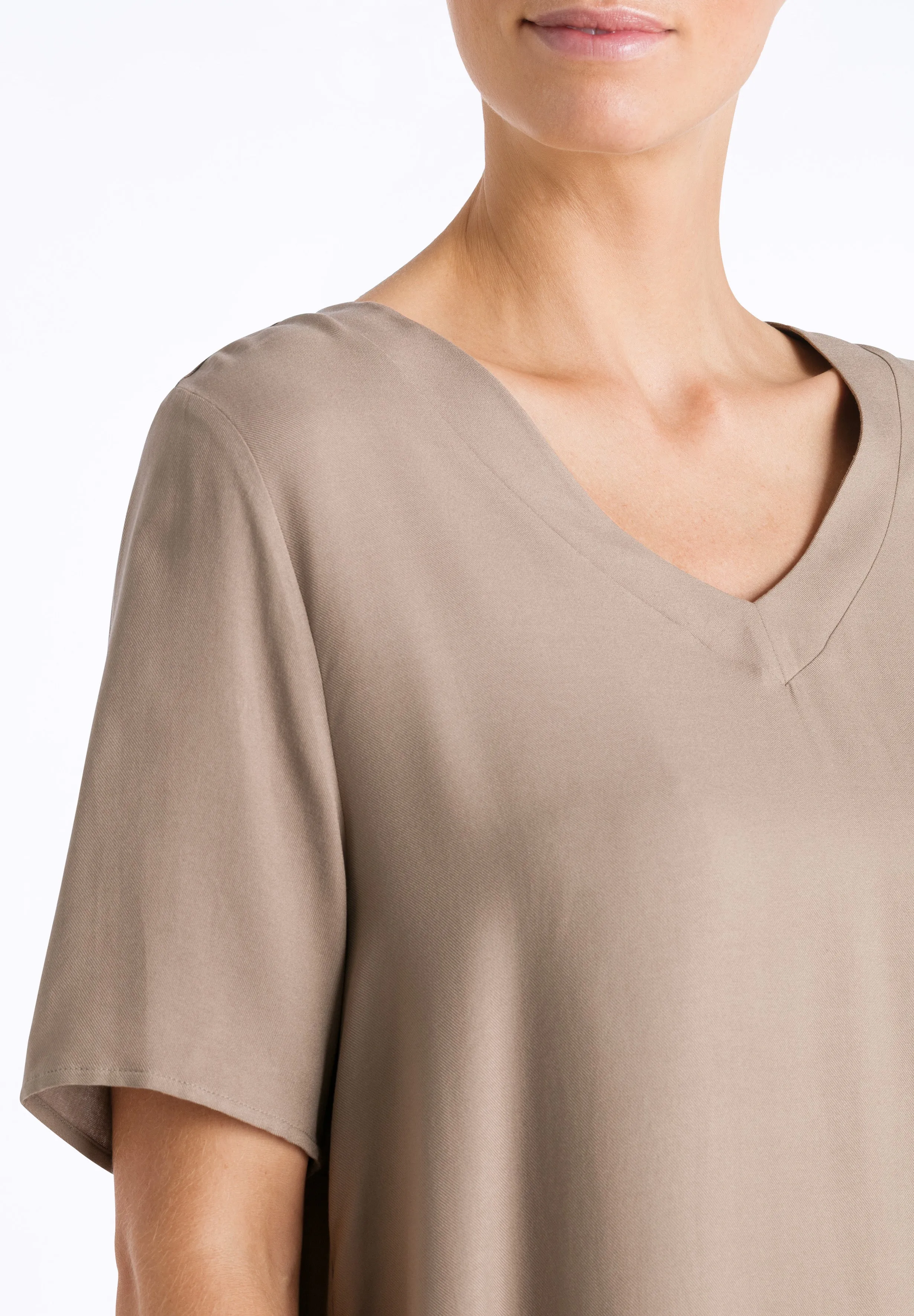 Favourites Flowy V-Neck Top | Cobblestone 78607-1859