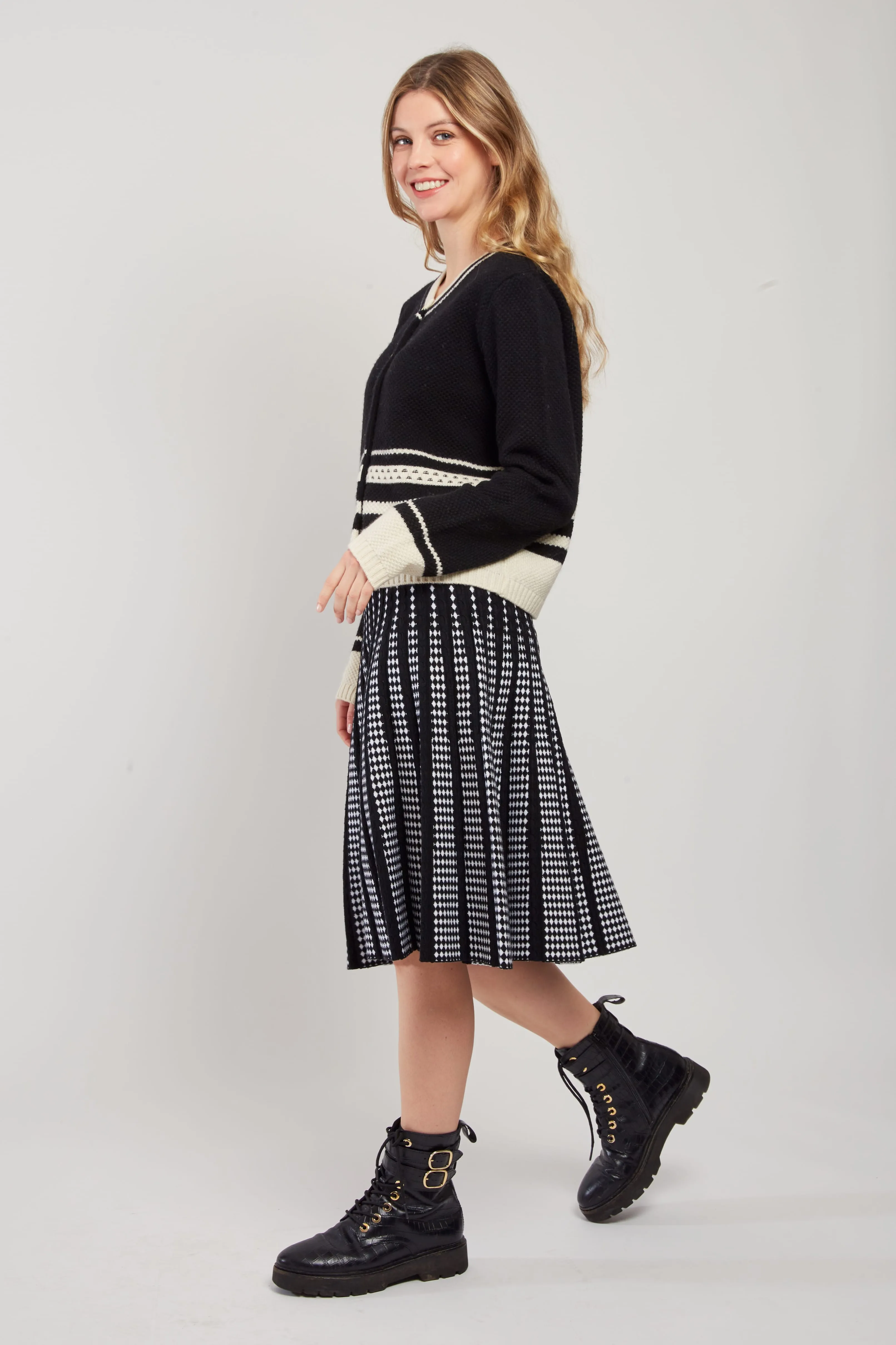 Gaelle Check Print Skirt -Black