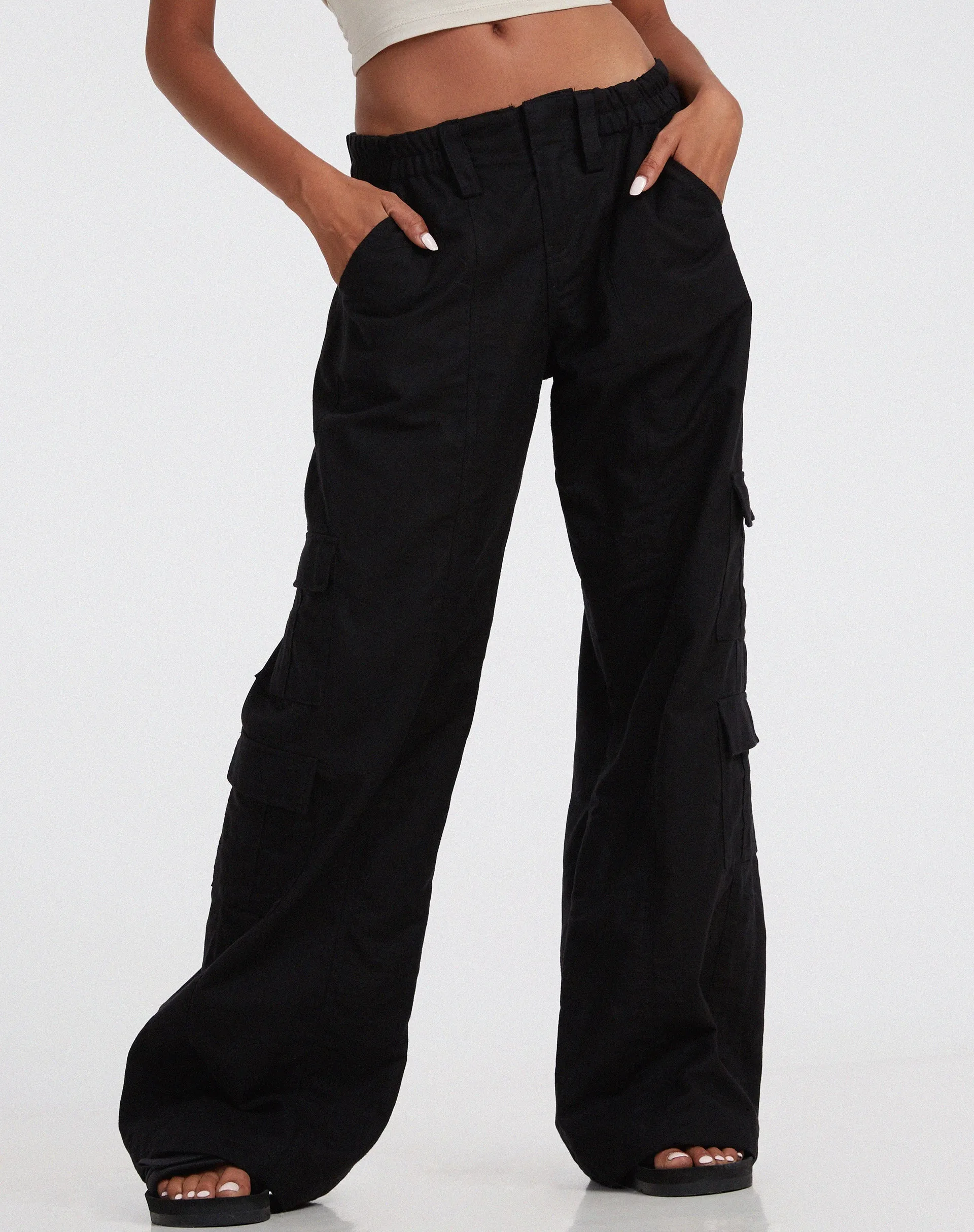 Hansa Cargo Trouser in Rami Black